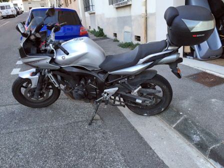 YAMAHA FAZER S2 600 à vendre par particulier à Marseille